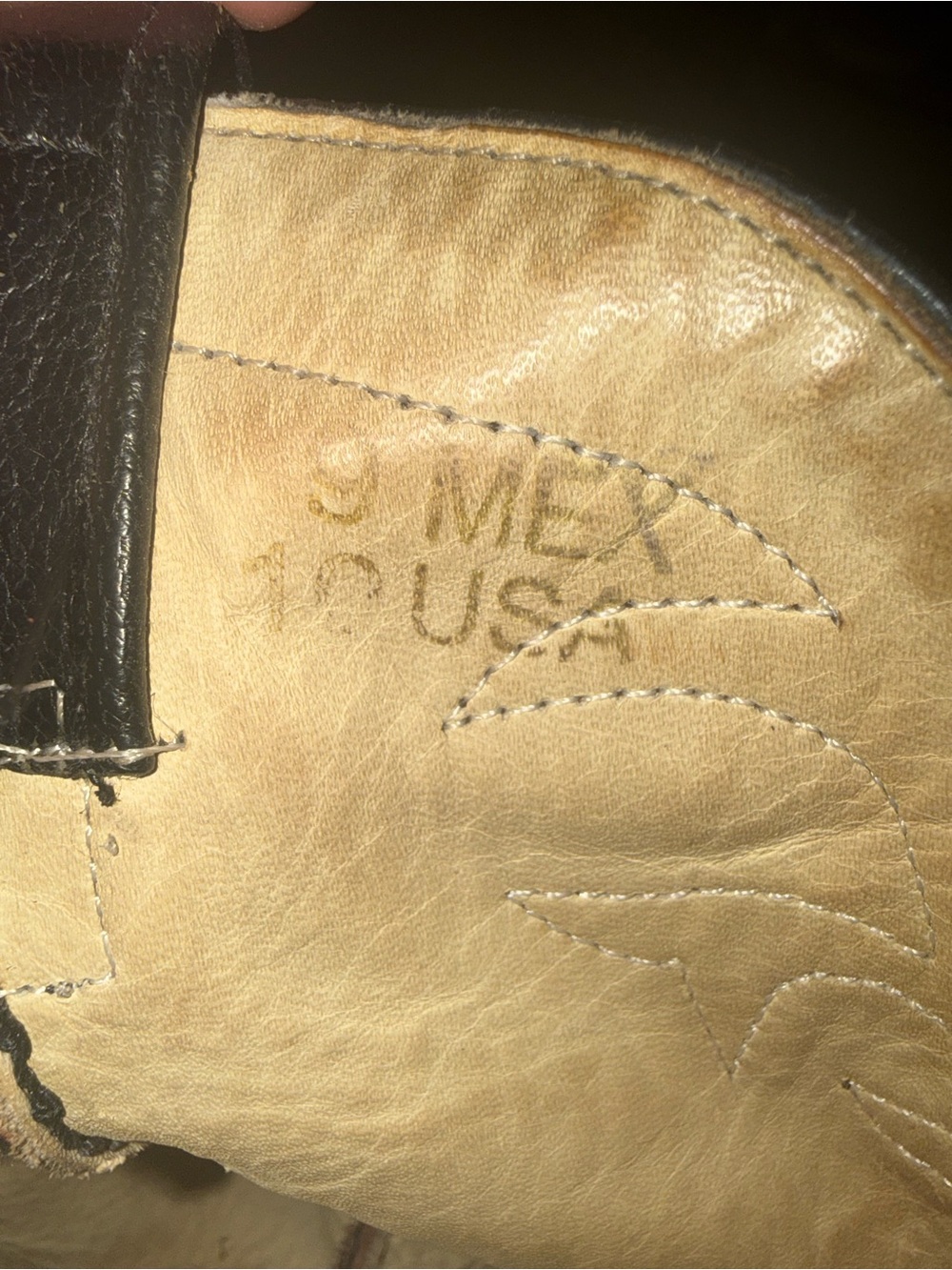 Brown Crocodile-Embossed Western Boots with Red Stitch Detail - Picture 5 of 5